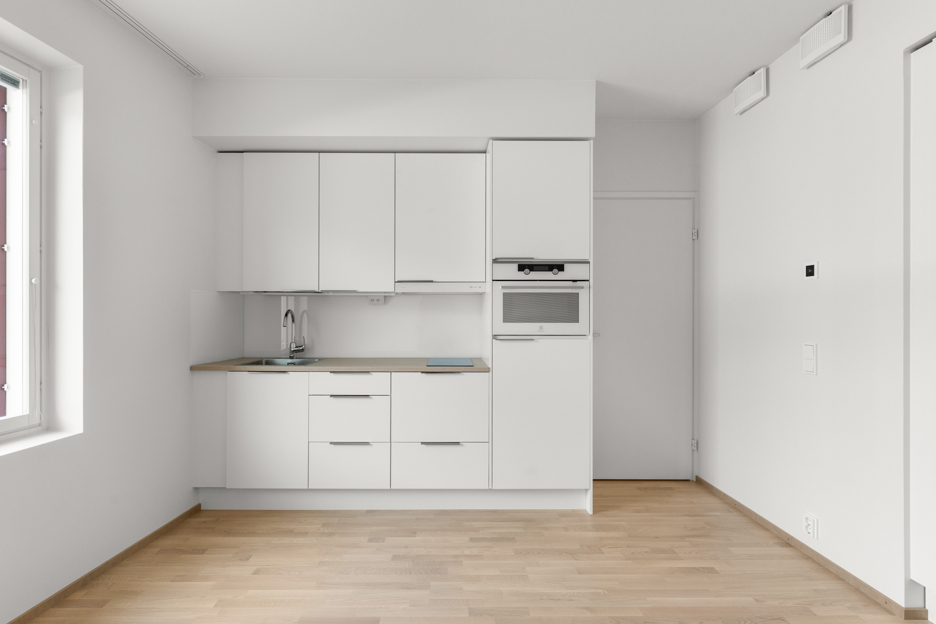 sivuasunnon keittiö + oh