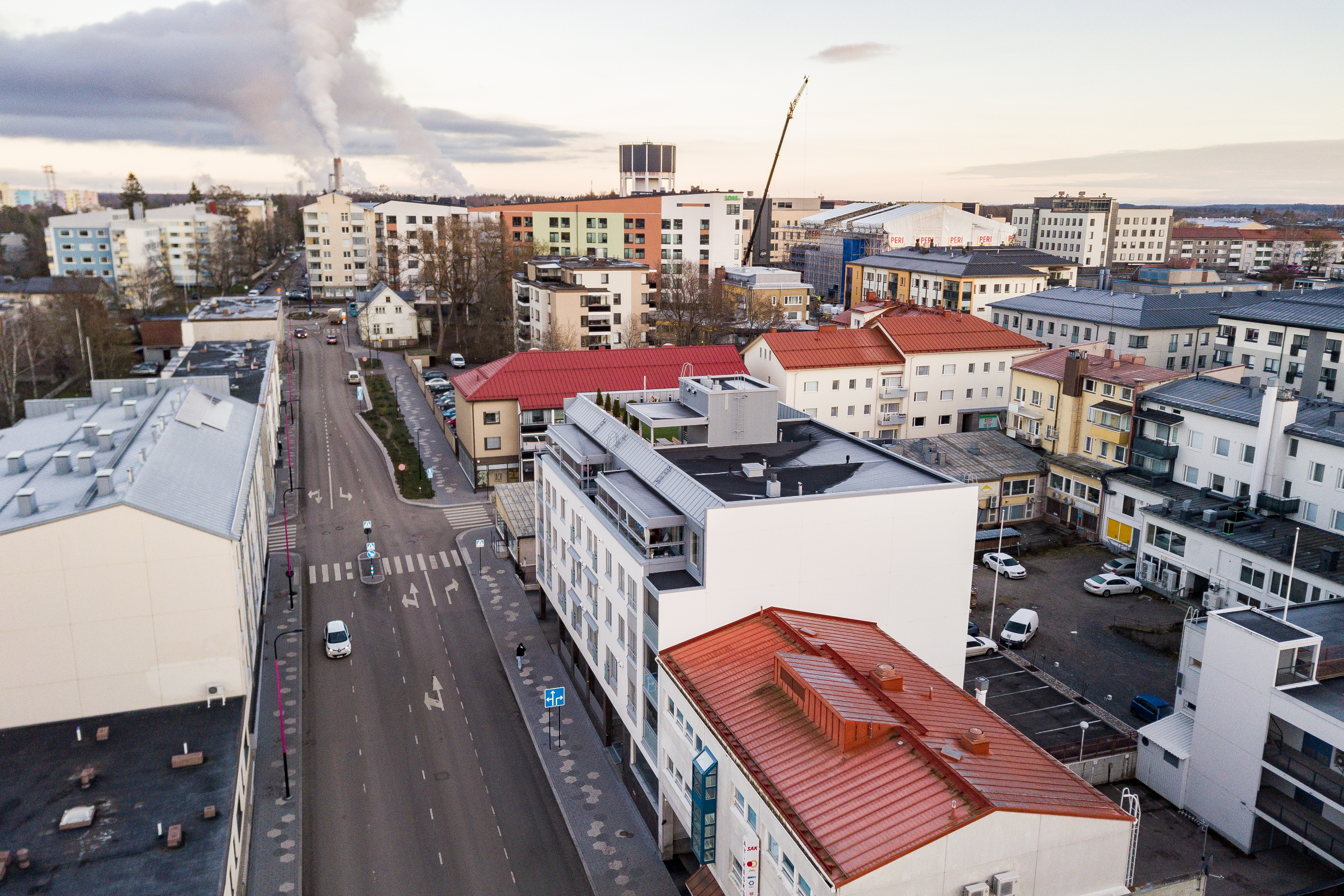 Koulukatu ja näkymiä itään päin