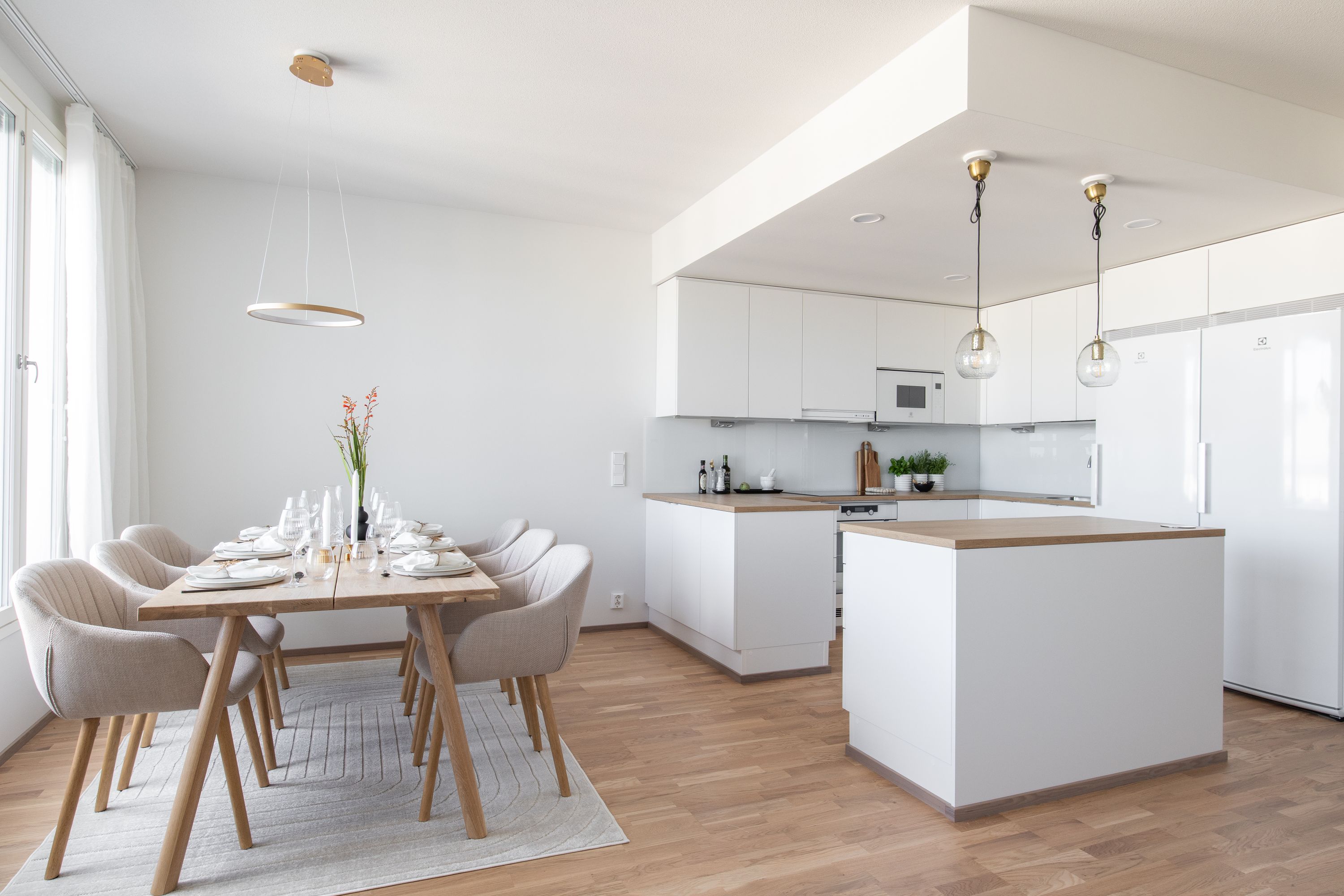 ruokailutila/keittiö